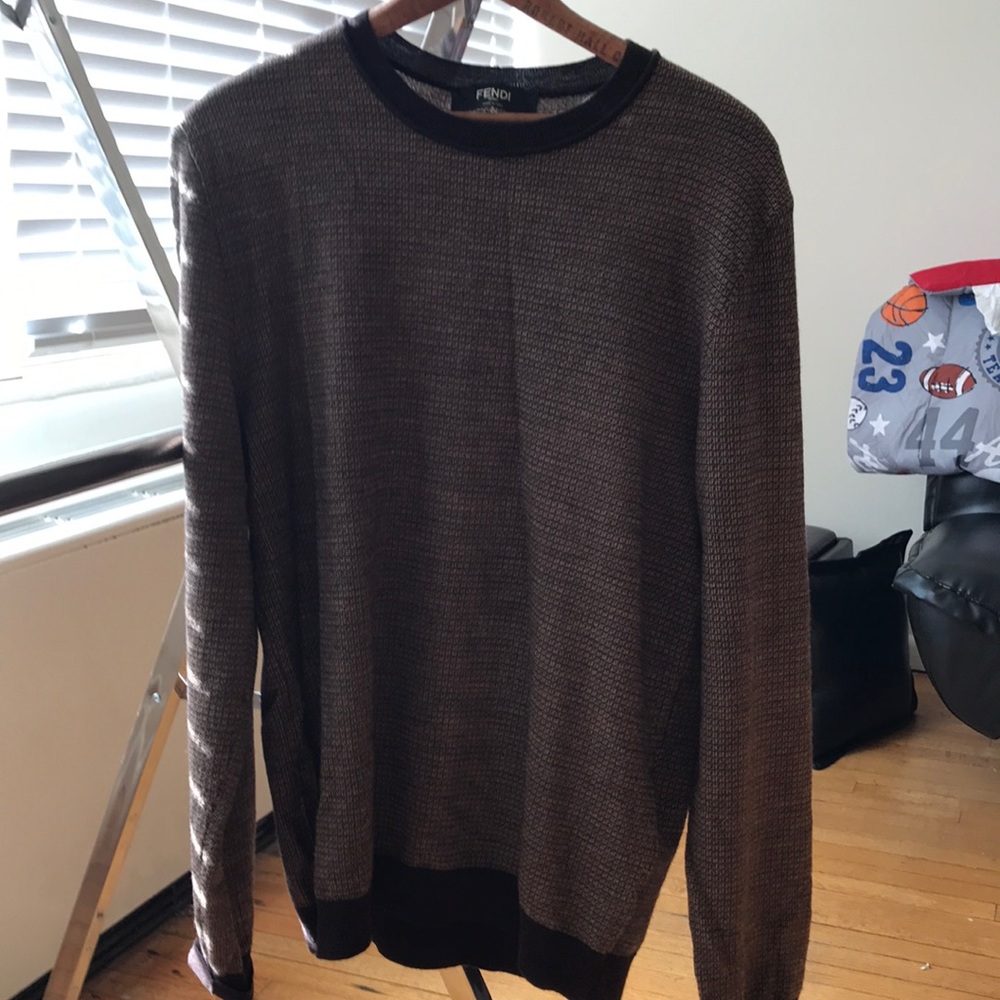Men’s Fendi mini logo wool shirt, size 52 ( fits like a US men’s large)
